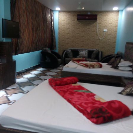 Hotel Rajkamal Deoghar Værelse billede