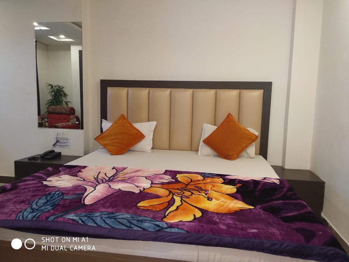 Hotel Rajkamal Deoghar Eksteriør billede
